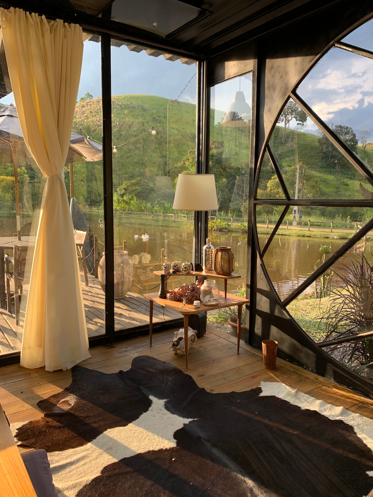 Popular Airbnb listing: Casa Mugango in Cunha