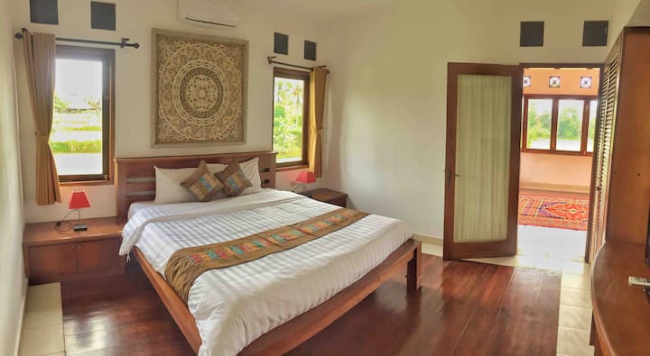 2. HÁLÓSZOBA, KING MÉRETŰ ÁGY