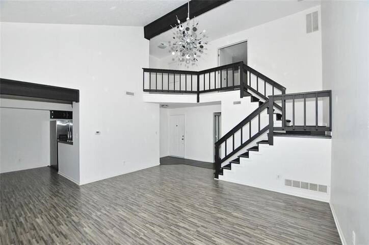 Modern Loft in North Indy