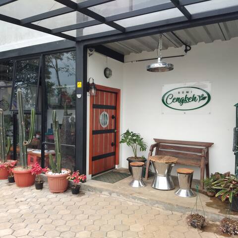 Bumi Cengkeh, Gallery Villa at green hill Lembang