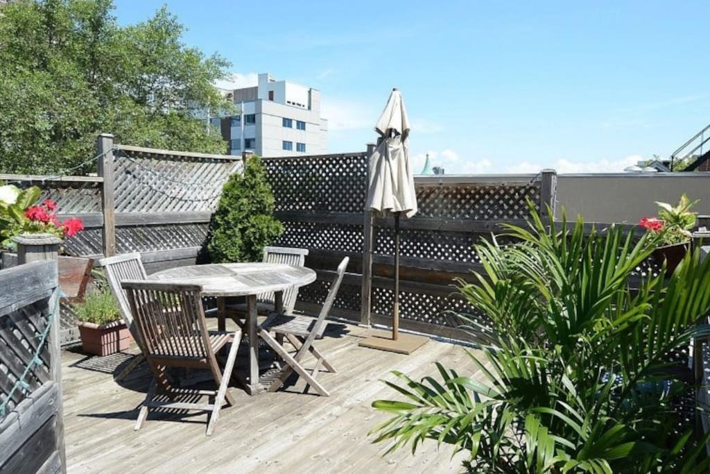Private roof top terrace + sweet view