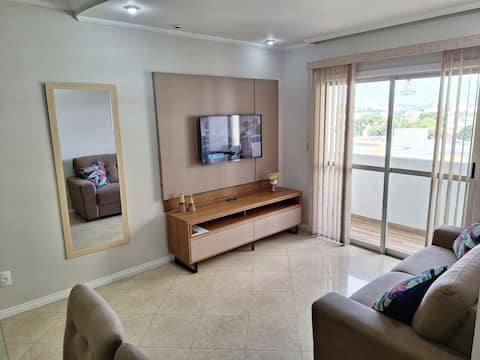 Super nice 4 Bedroom Apartment (1 suite)