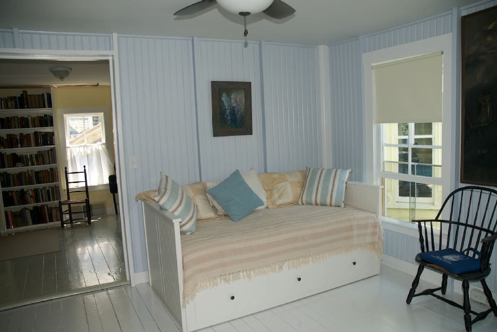 This is the living room which has a day bed that turns into two twin beds.
We have a "smart" Sony TV, Internet and sound system in this room.