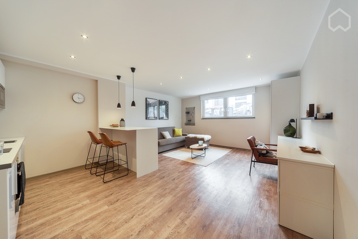 Top performing Airbnb: Stylish and modern apartment in a dream location in Lindenthal
