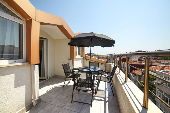 Modern Penthouse in Sisli Daily Housekeeping gallery image 5