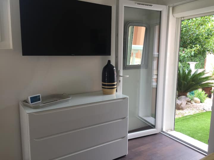 Chambre Studio, Jardin, 10 Mn à Pied Des Plages - Saint-Raphaël