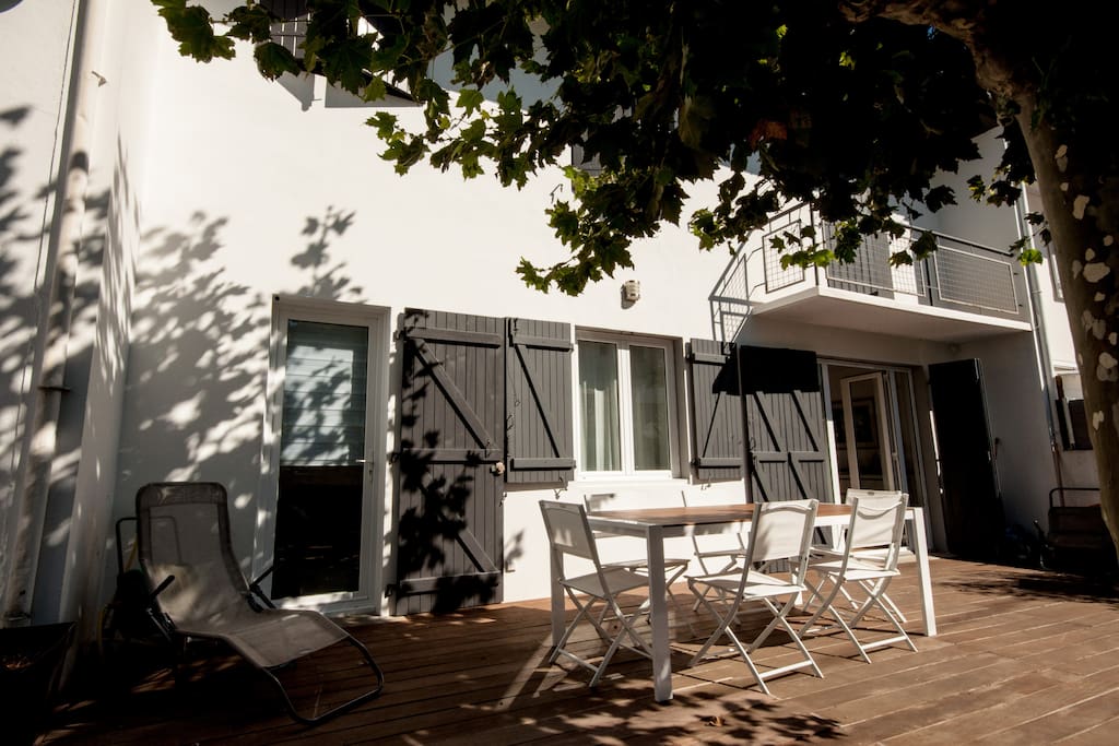 Façade côté terrasse sur laquelle donne le séjour