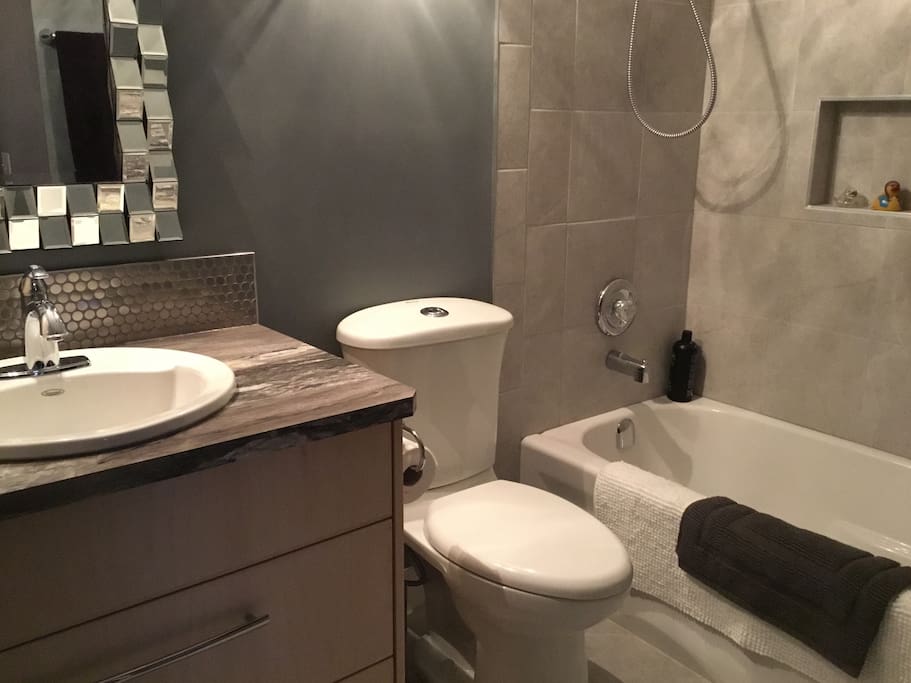 Full private bathroom with LOTS of hot water.