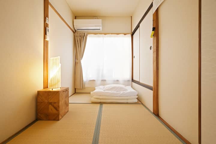 2/F Bedroom ２, best for １　2樓睡房２號， 最好住１人  2階のベッドルーム２、１人部屋