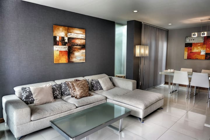 3 Bedroom Suite - Pool Access - Beach Front - Khao Yai