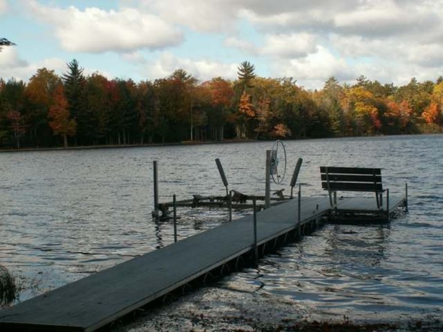 Located in a secluded bay perfect for fishing, swimming and relaxing. Pier, row boat and canoe all available to use.