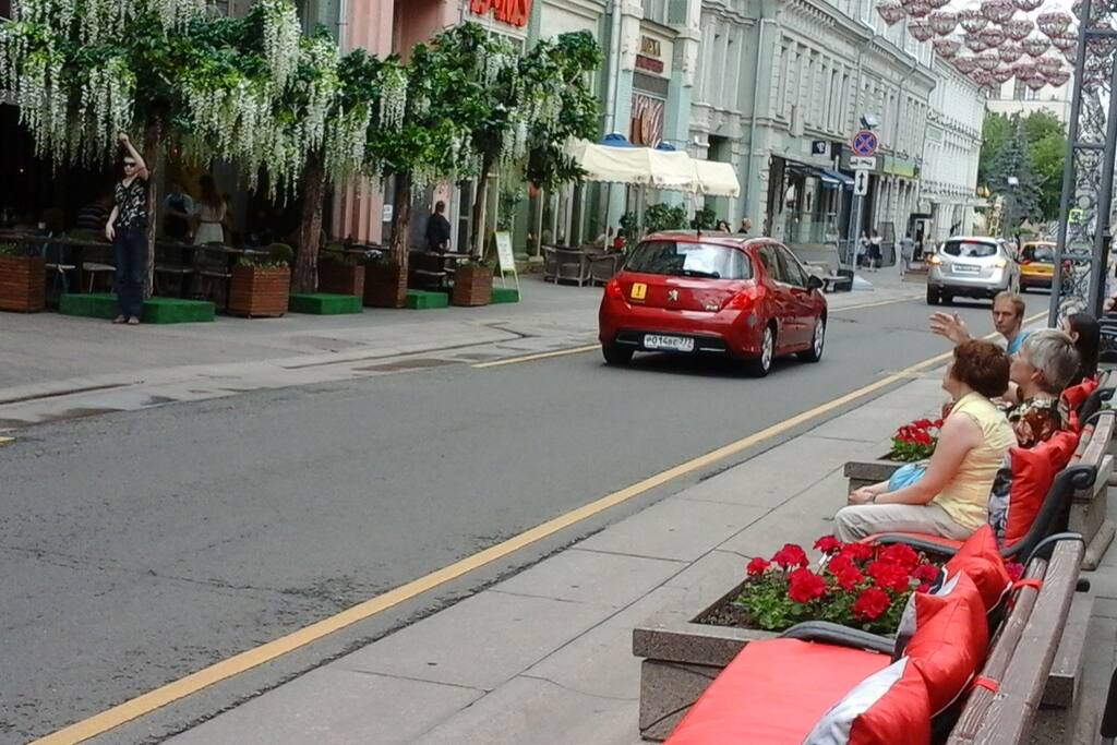 There are many budget cafes.Street B.Dmitrovka.
