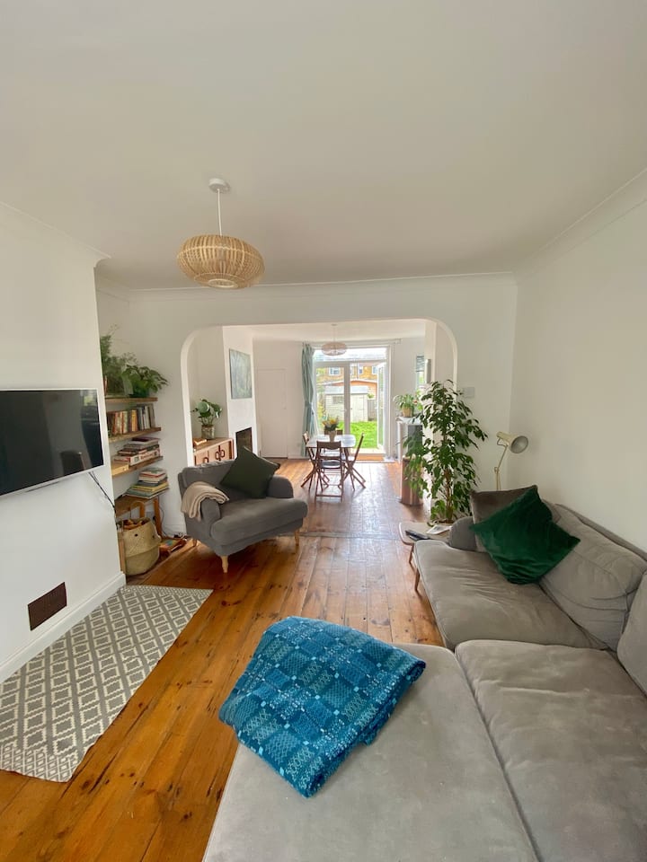 Wren Cottage -The Sea Is Calling - Whitstable