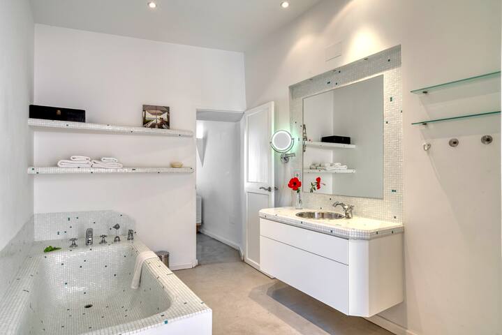 Villa lujo céntrico Sóller con AC piscina parking gallery image 3