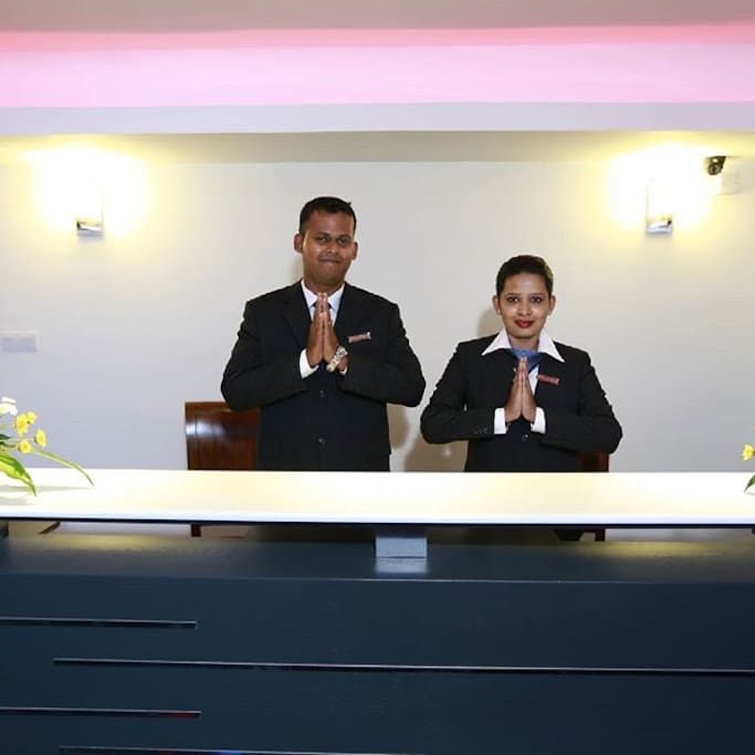 24hr Reception Service