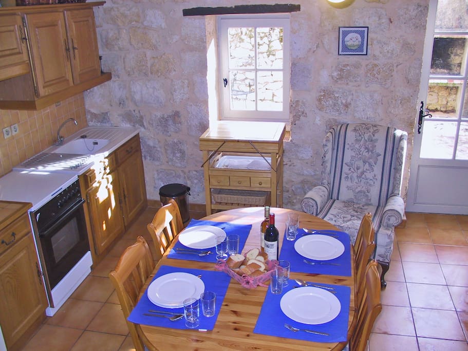CUISINE SALLE A MANGER LE FIGUIER