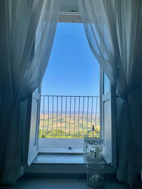 Cortona: A look at Infinity +free parking