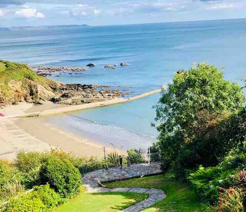 High Seas apartment. Beautiful with stunning view