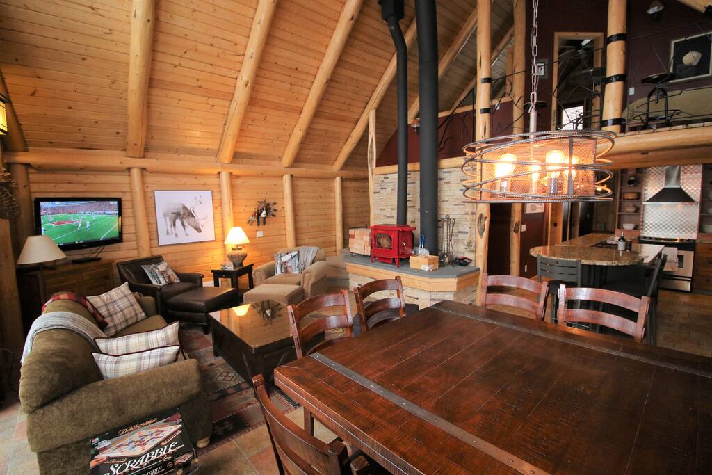 More of main floor