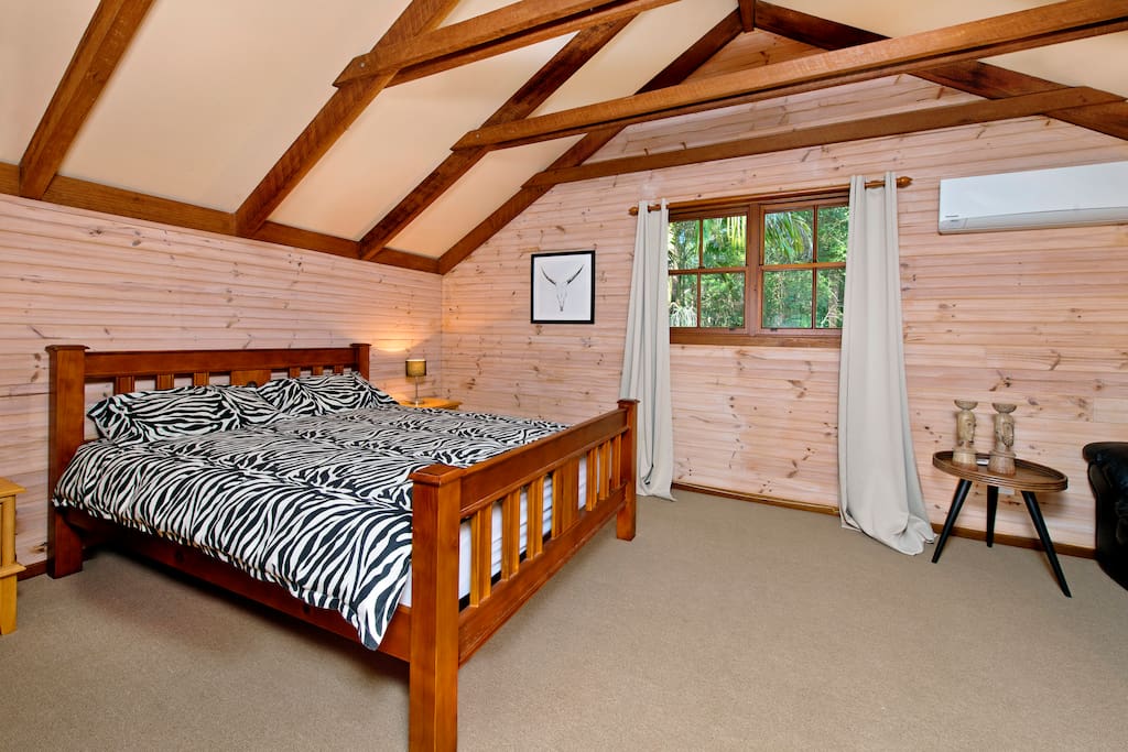 Bedroom 1 - Queen-size bed..