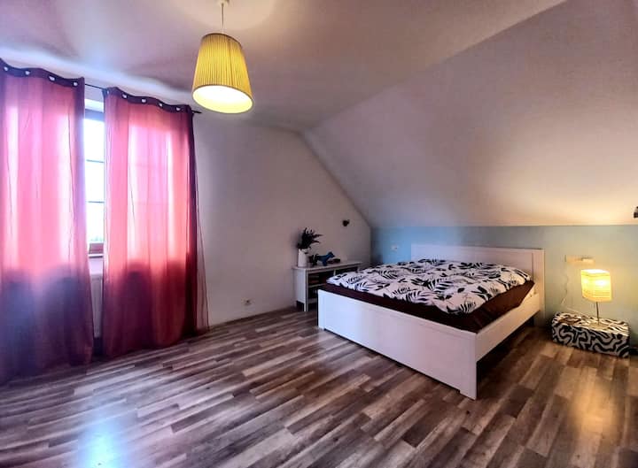 غرفة النوم 1