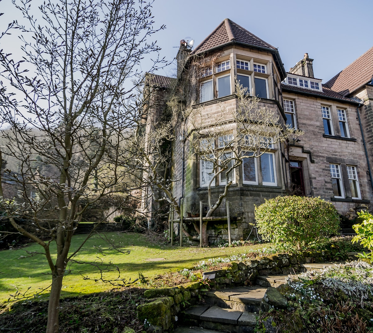 Lyndhurst sleeps up to 20 Houses for Rent in Matlock Bath, United