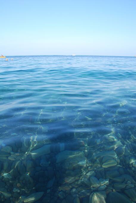 le limpide acque della nostra spiaggia
