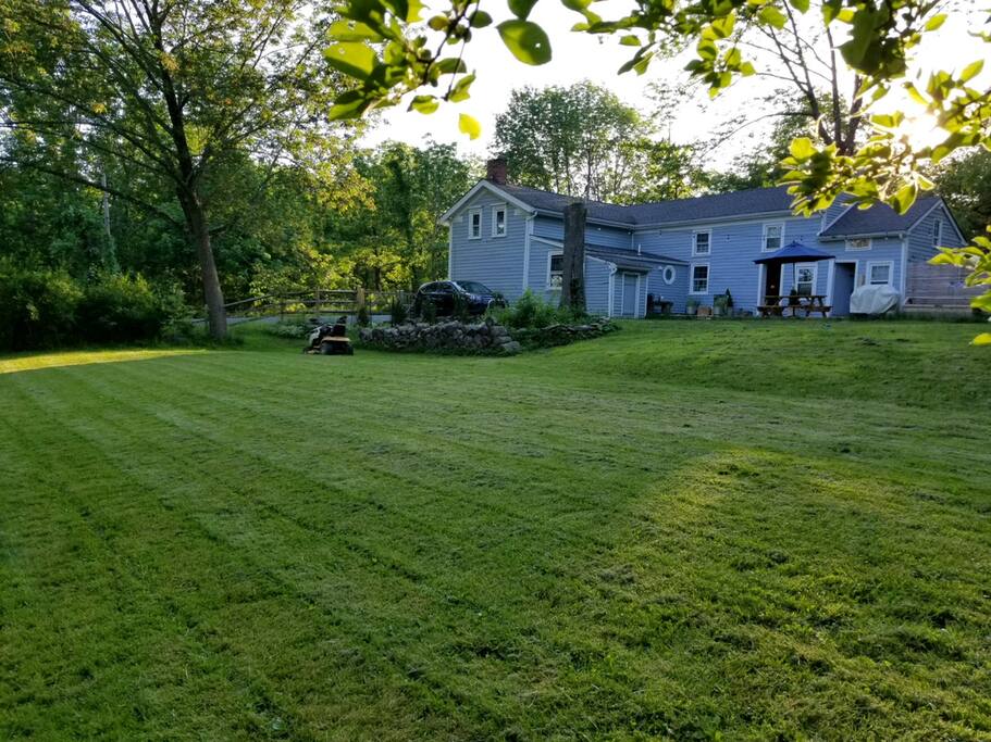 Huge garden. 4 acres. Outside dining