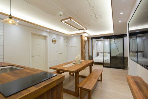 ⑤ 1st floor * Hongdae4BR&3Baths, Free wifi