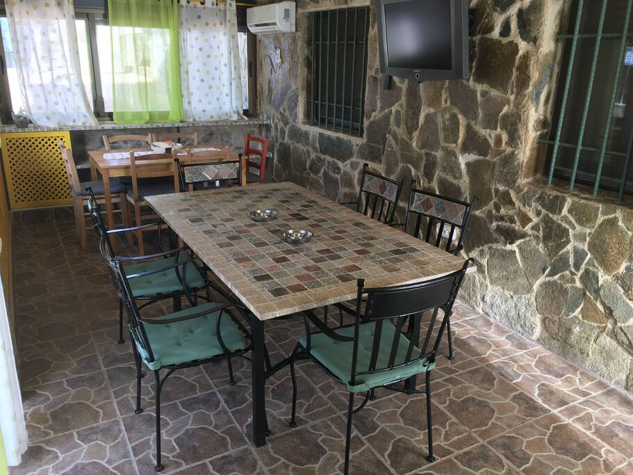 Los almendros: Comedor