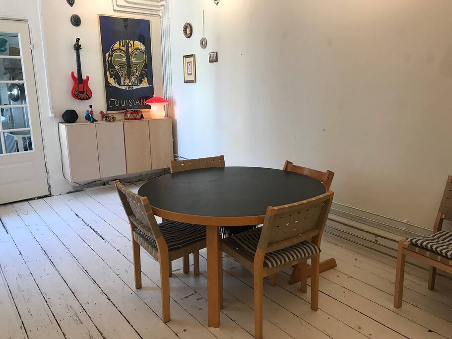 Dining room / playroom