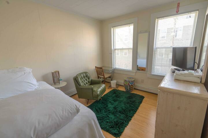 Cambridge  convenient location