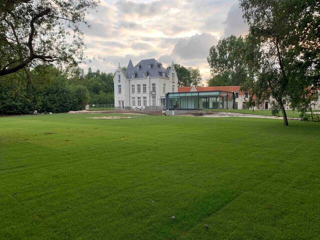 Kasteel Boterlaerhof vlakbij Antwerpen gallery image 5