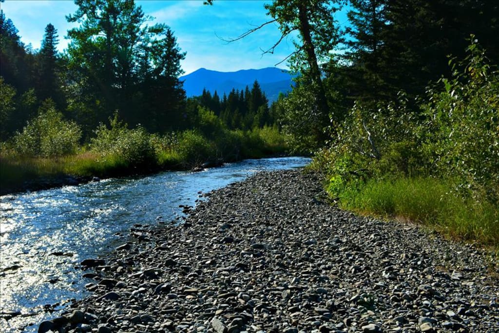 1.5 Miles of Private Trout Stream Access!
