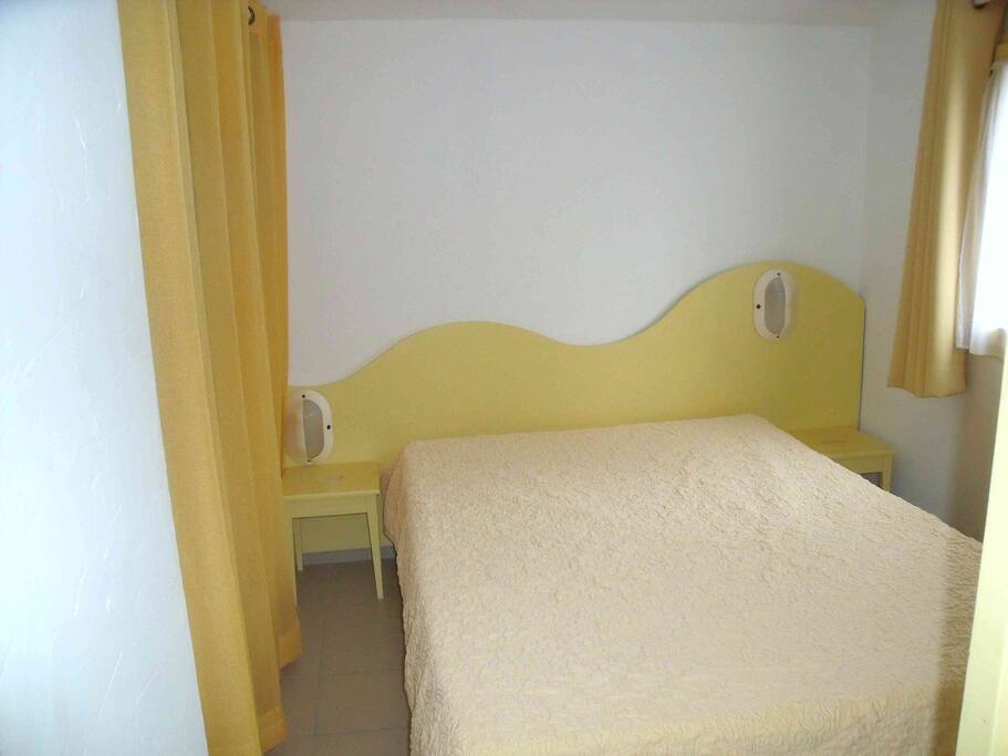 Chambre lit double
