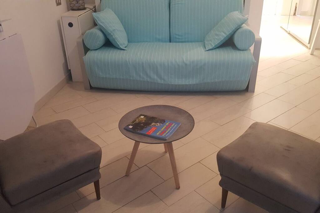 divano letto matrimoniale con doghe e materasso alto 30 cm