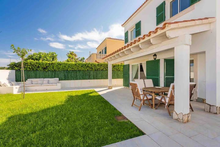 Un rincón único frente al Pont d’en Gil