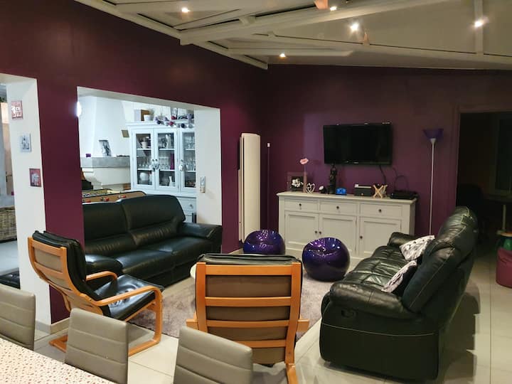 Sebule katika veranda (jioni)