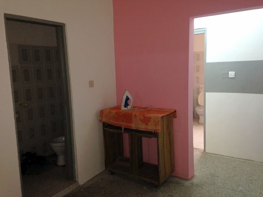 Lobby/Guest washroom