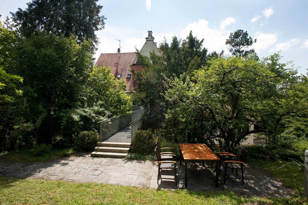 Außensitzplatz