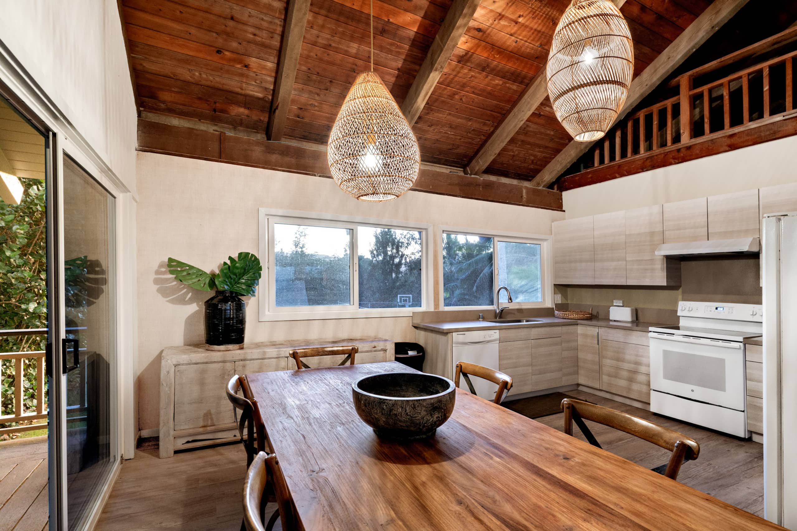 Villa in Kahuku · ★4.75 · 6 bedrooms · 8 beds · 4 private baths - Image 20