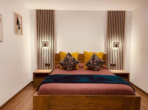 Top performing Airbnb: Luxurious airport apartment in San Jerónimo