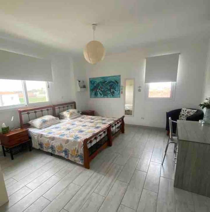 غرفة النوم 2