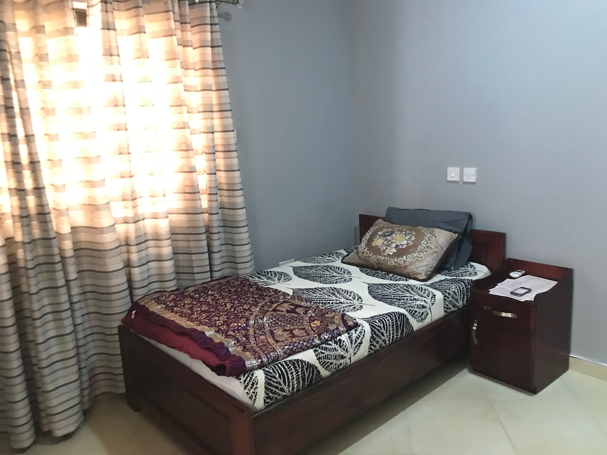 卧室2 （套房）