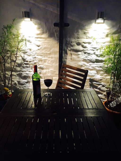 Summer evening in the courtyard
