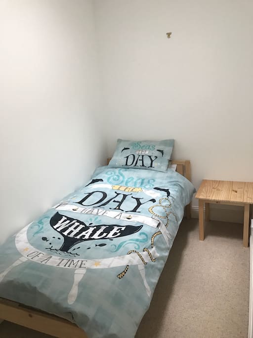 Single bedroom