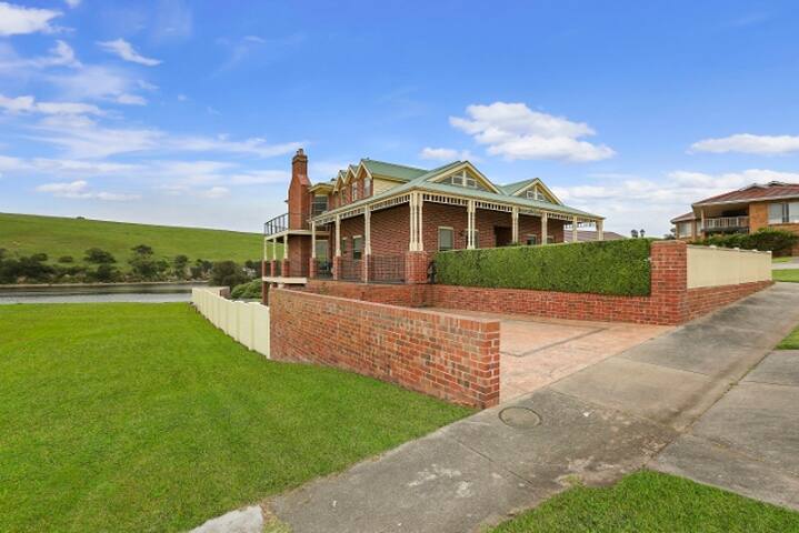 River Lodge on the Hopkins River gallery image 3