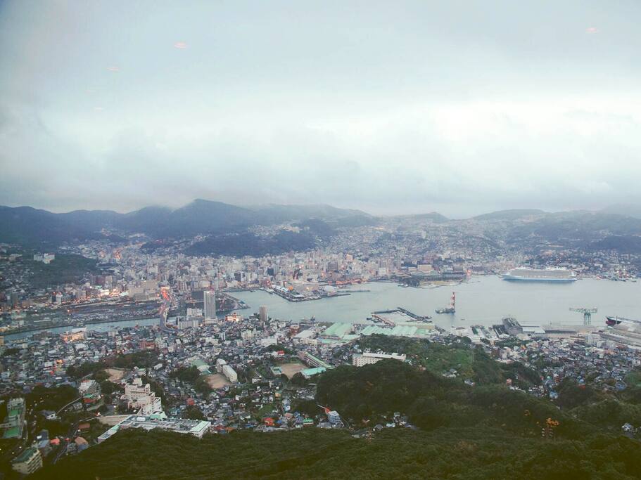 世界三大夜景之一 看你从黄昏到日落 福冈旅游攻略 尽在airbnb爱彼迎 世界三大夜景之一 看你从黄昏到日落 福冈旅游攻略 尽在airbnb爱彼迎