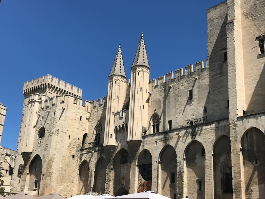 Popes Palace