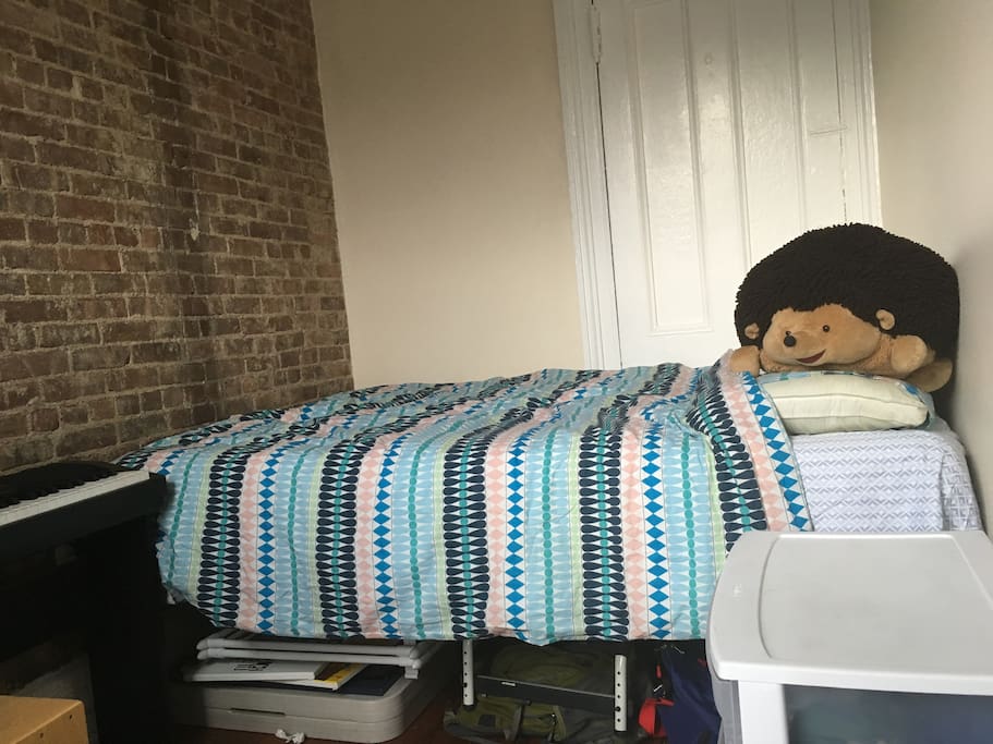 Comfy queen bed